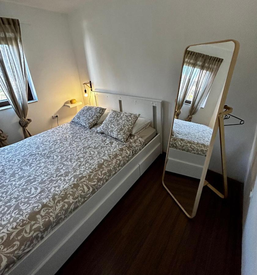Elentoni Apartment *