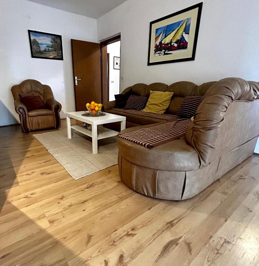 Elentoni Apartment